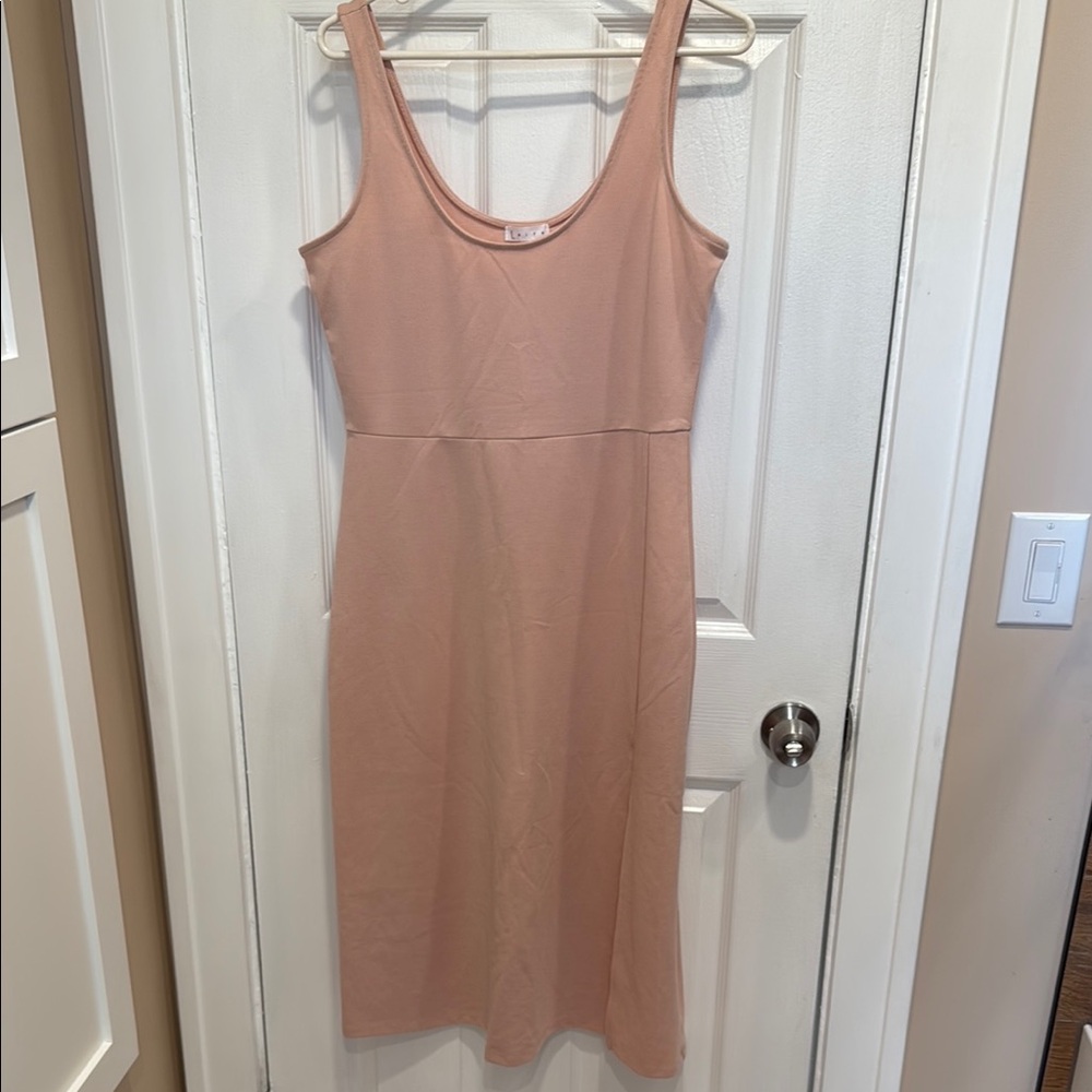 Scoop Neck Midi Pink Dress